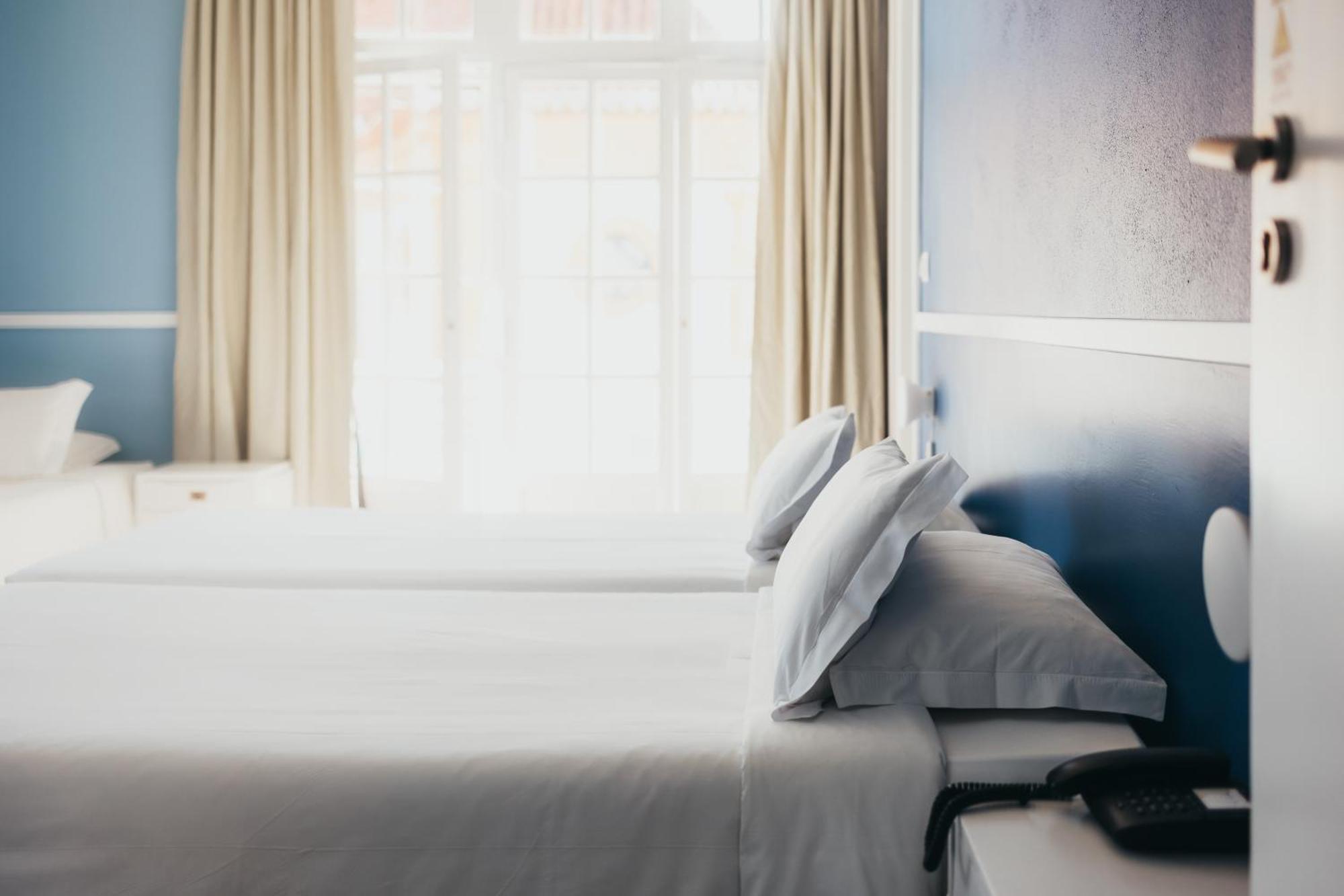Hotel Leiria Classic Bagian luar foto