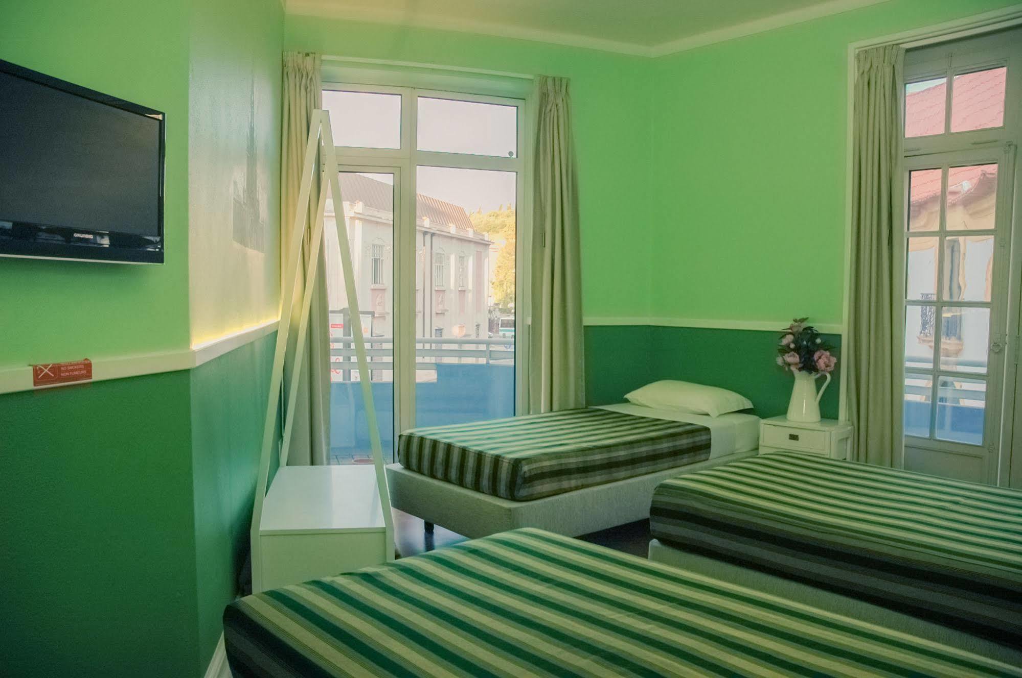 Hotel Leiria Classic Bagian luar foto